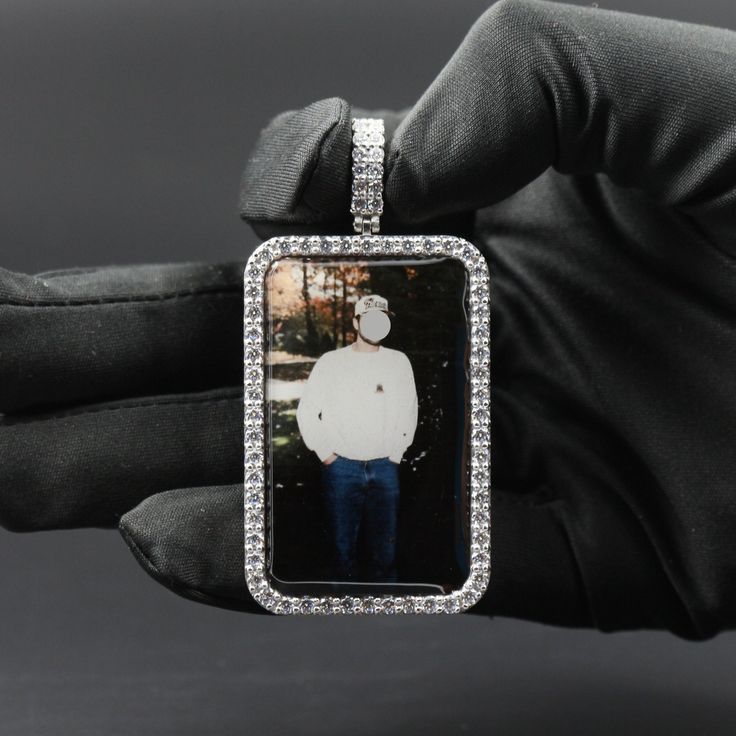 Custom Iced Out Photo Pendant for Memory with Round VVS Moissanite Diamonds
