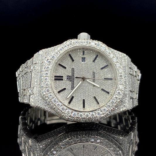 Luxury AP Silver Dial Watch with Date Function