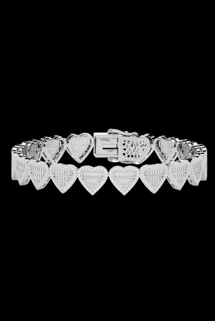 Luxurious Heart Shape Baguette Cut Moissanite VVS Diamond Women's Bracelet