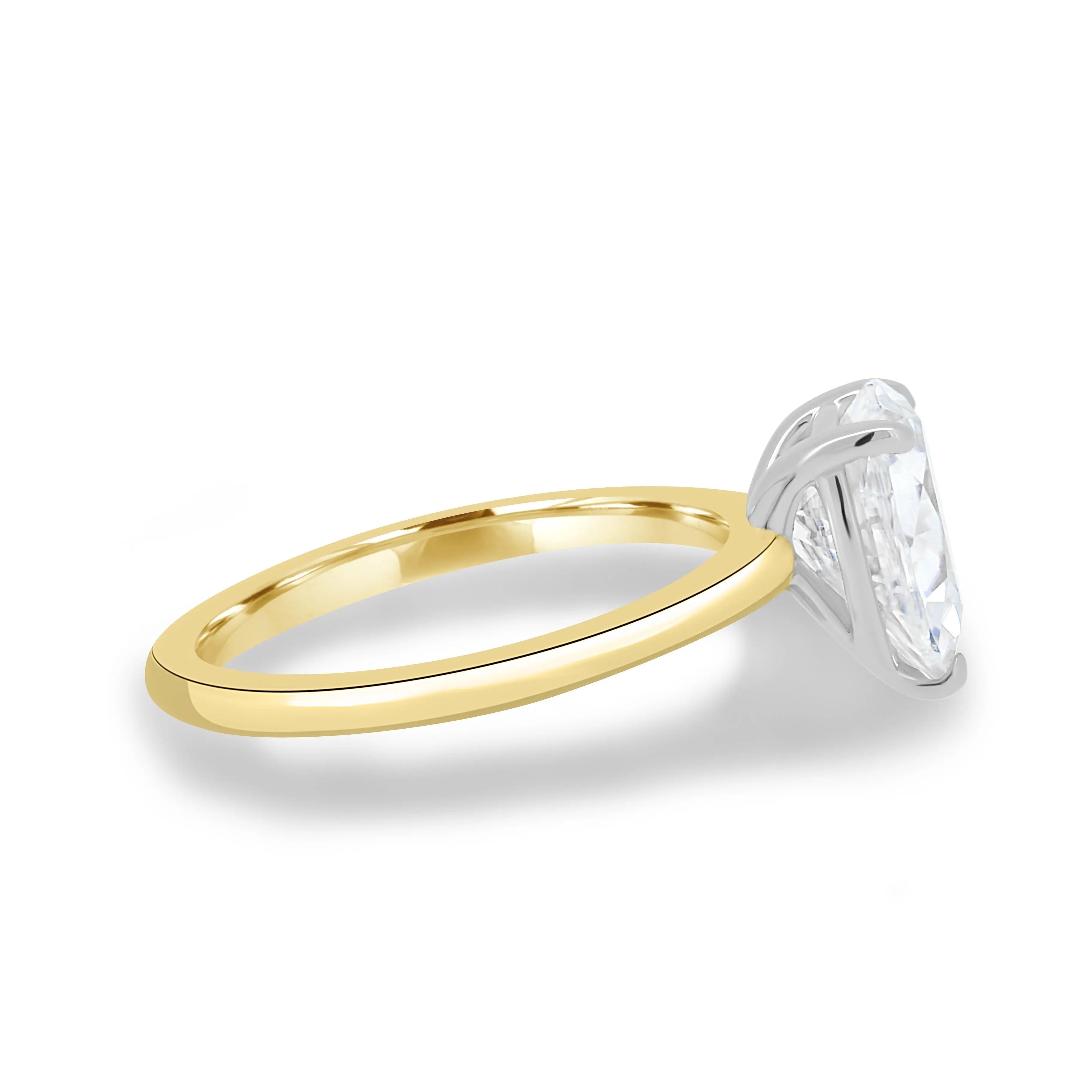 2.0 Ct Pear Solitaire D-VVS Lab Grown Diamond Engagement Ring