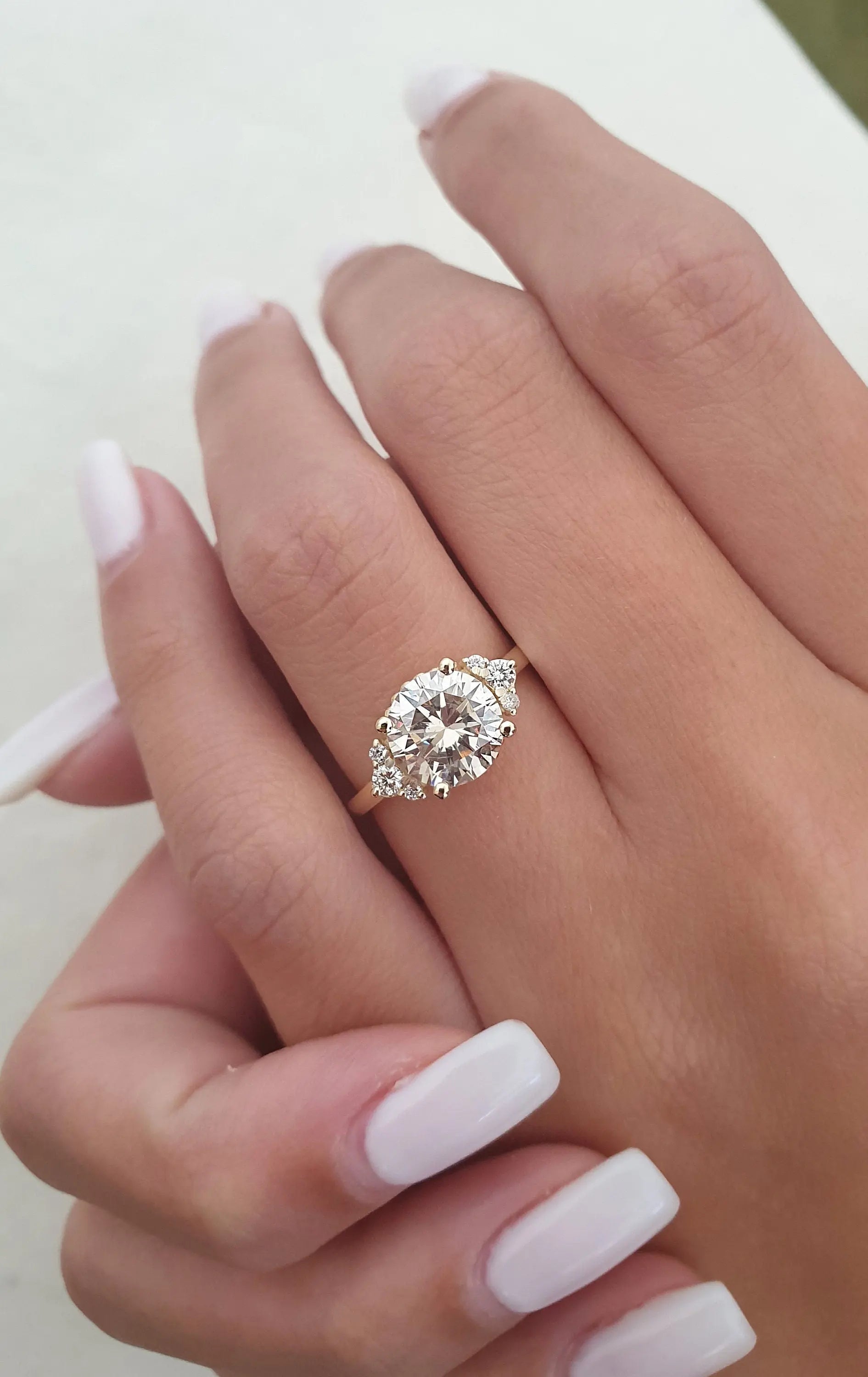 2.0 ct Round D-VVS Lab Grown Diamond Cluster Engagement Ring