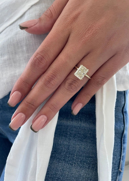 3.0 ct Radiant D-VVS Lab Grown Diamond Solitaire Engagement Ring
