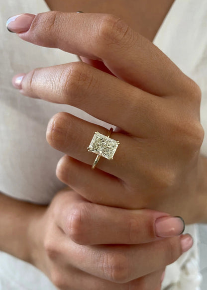 3.0 ct Radiant D-VVS Lab Grown Diamond Solitaire Engagement Ring