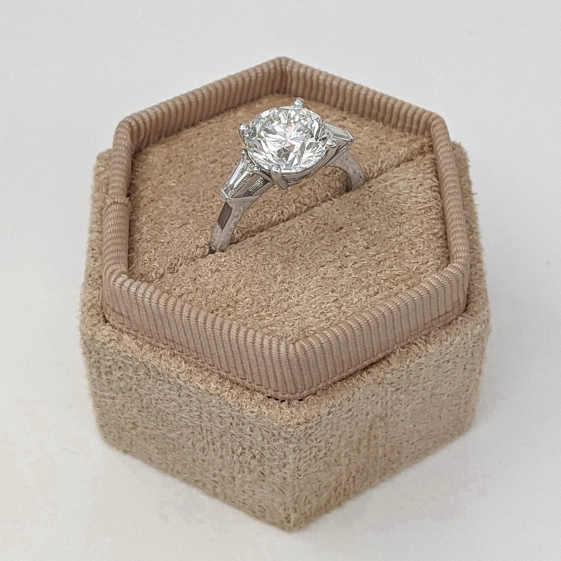 3.0 ct Round D- VVS Lab Grown Diamond Three Stones Engagement Ring