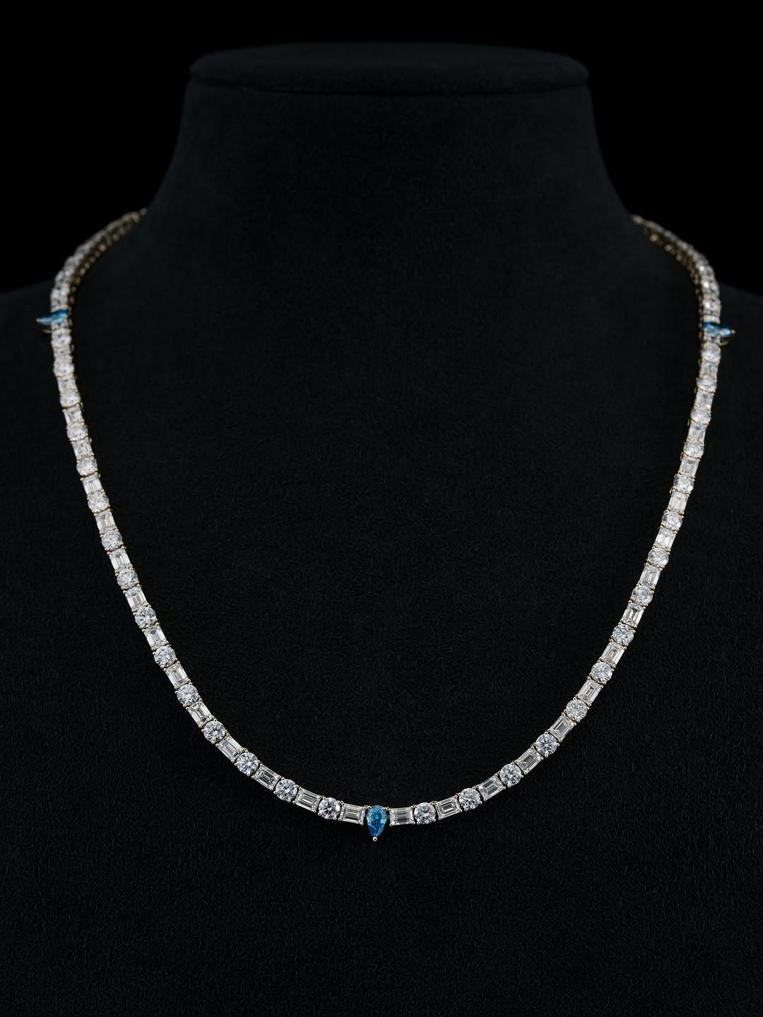 Moissanite VVS Diamond Mixed Diamond Blue Stone Tennis Luxury Chain