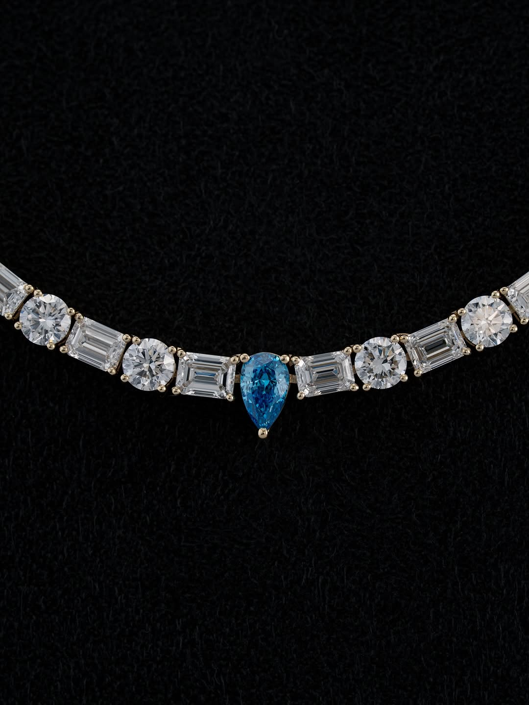 Moissanite VVS Diamond Mixed Diamond Blue Stone Tennis Luxury Chain