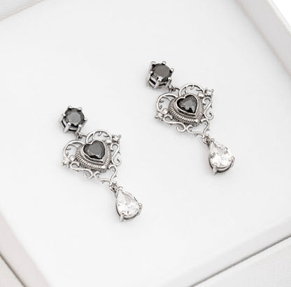 2.0 CT Pear Cut VVS Moissanite Diamond Black Stone Heart Errings