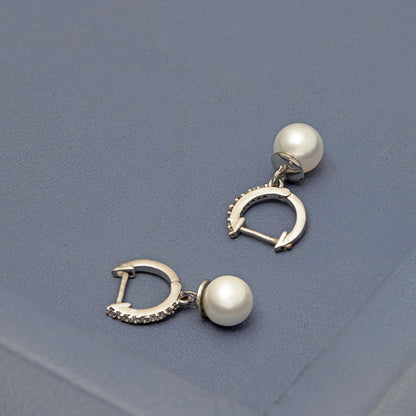 Round Cut VVS Moissanite Diamond Hook Pearl Beautiful Women's Errings