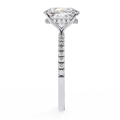 2 CT Oval Cut Lab-Grown Diamond Solitaire Engagement Ring – Elegant 4-Prong Setting