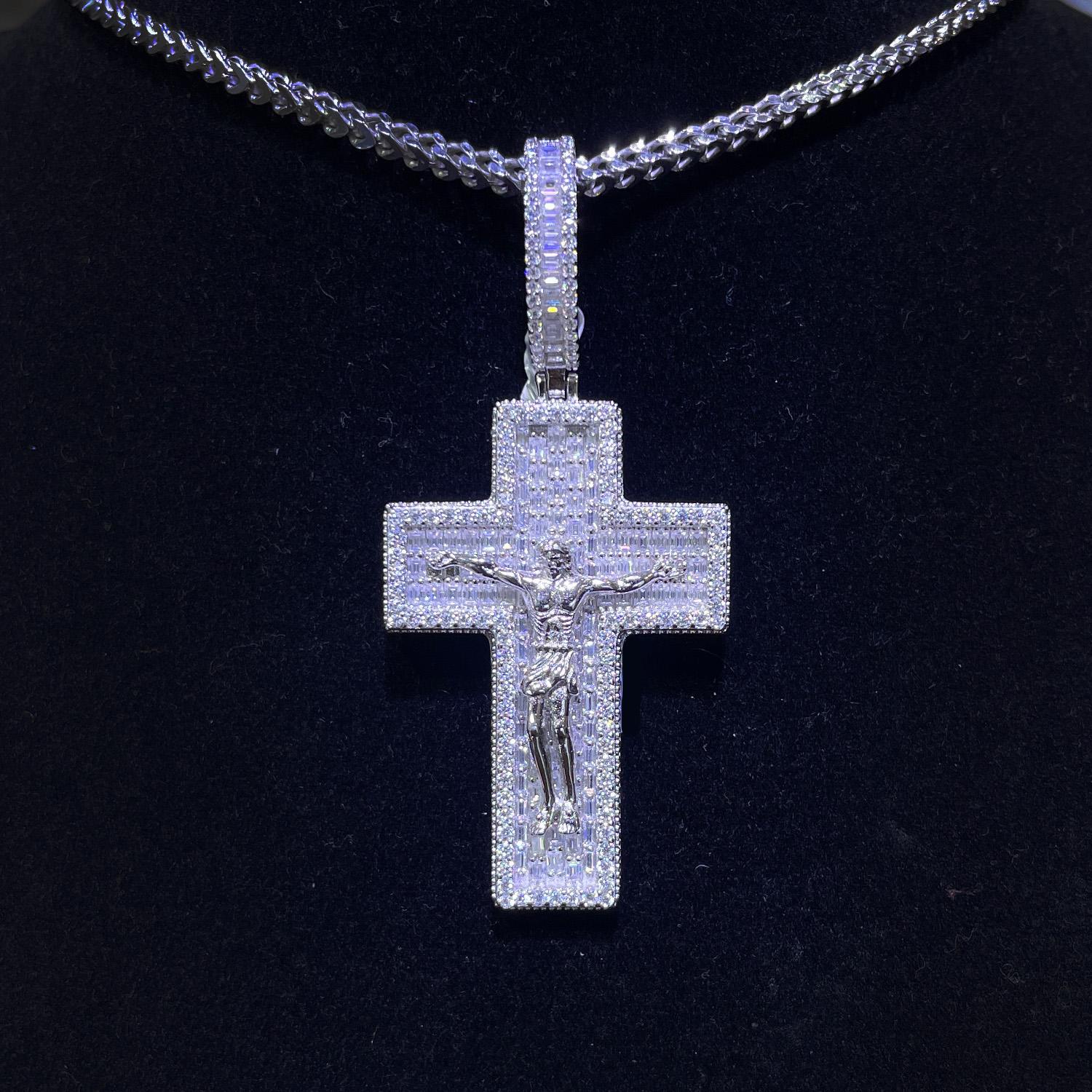 Moissanite Pendant 079