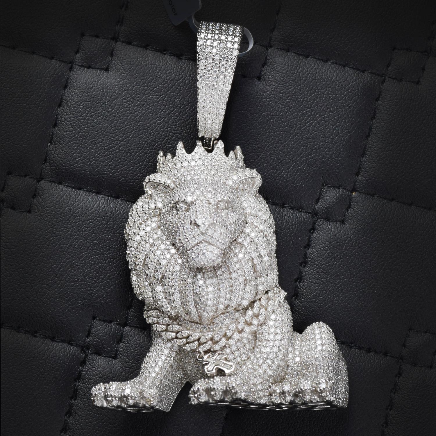 Moissanite Pendant 068