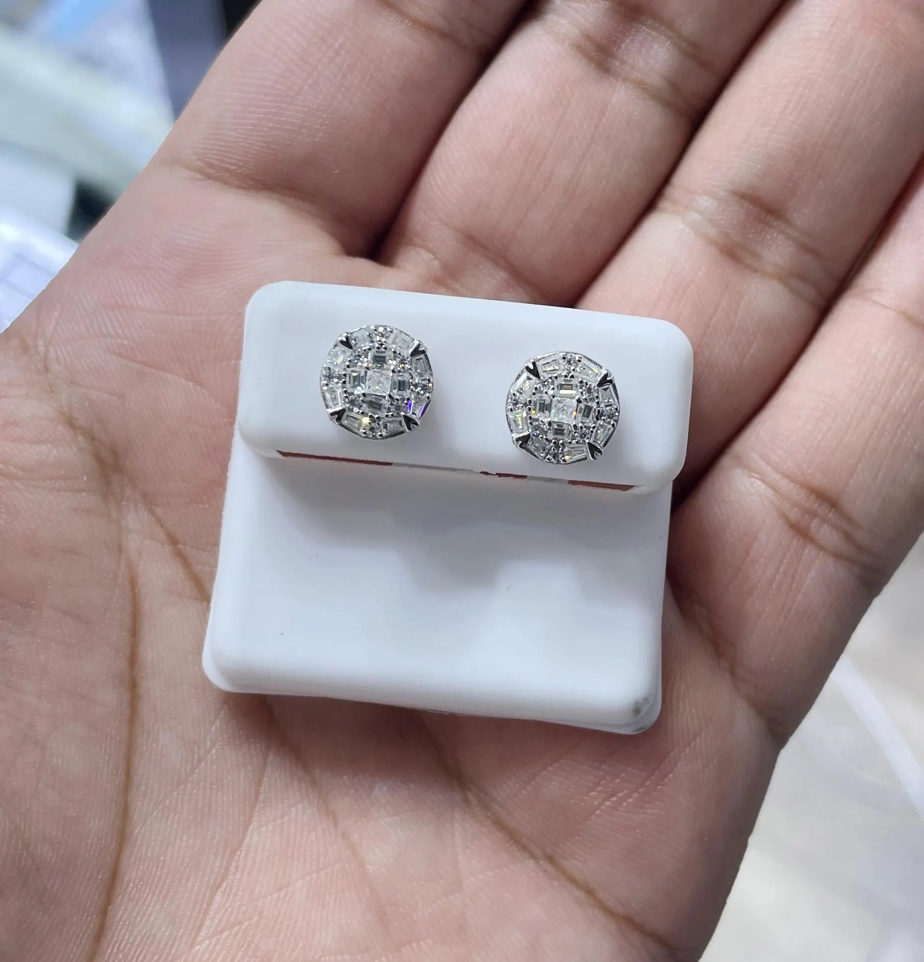 Moissanite Earrings 09