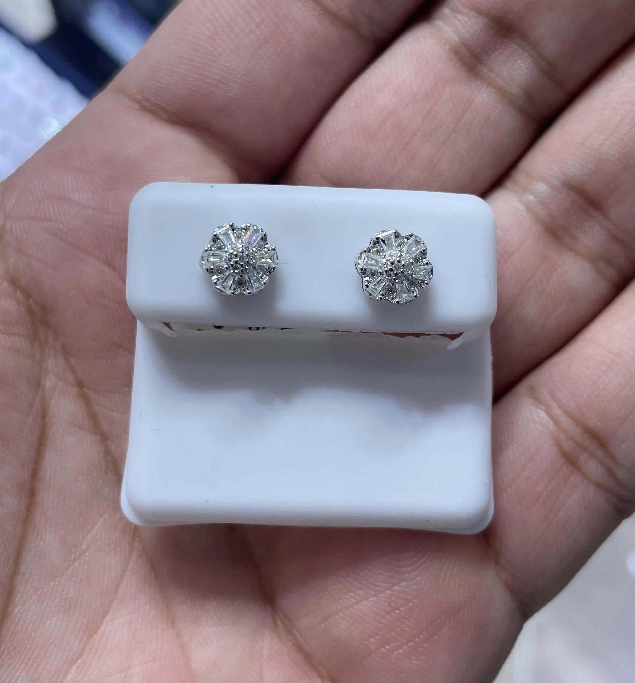 Moissanite Earrings 05