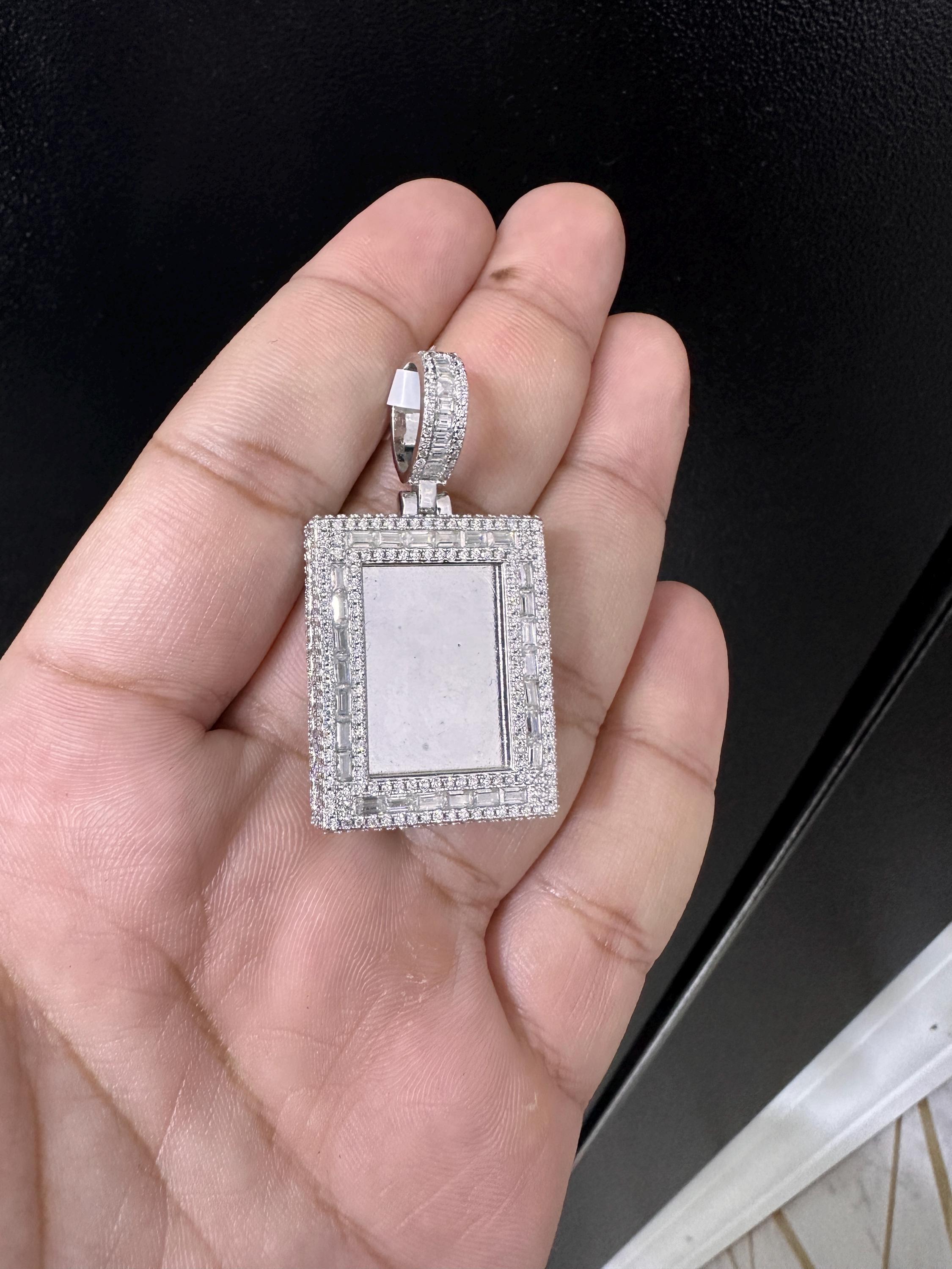 Moissanite Pendant 021
