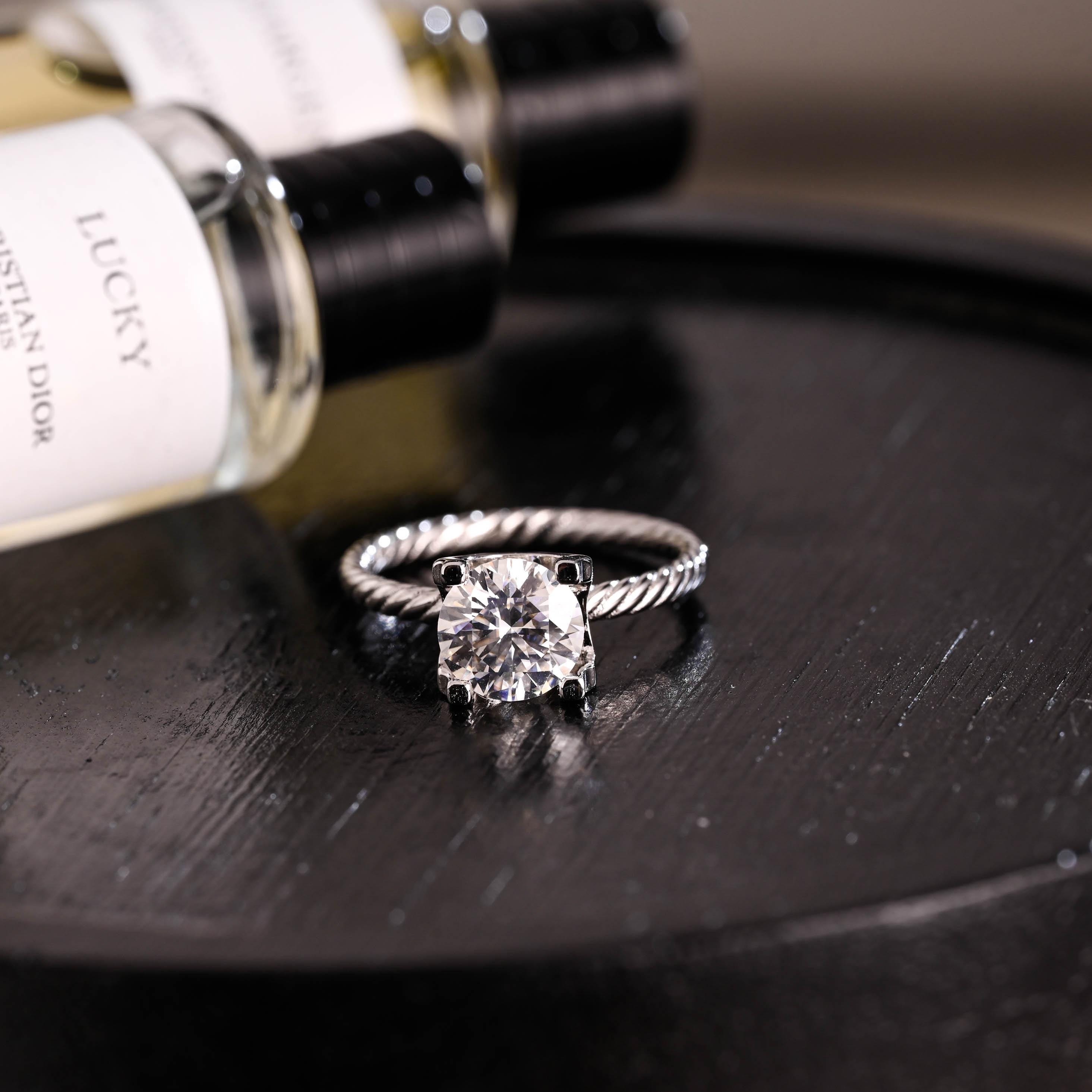Solid Gold Round Cut Moissanite Engagement Ring, Wedding Ring, Anniversary Gift Birthday Gift for Women Wife