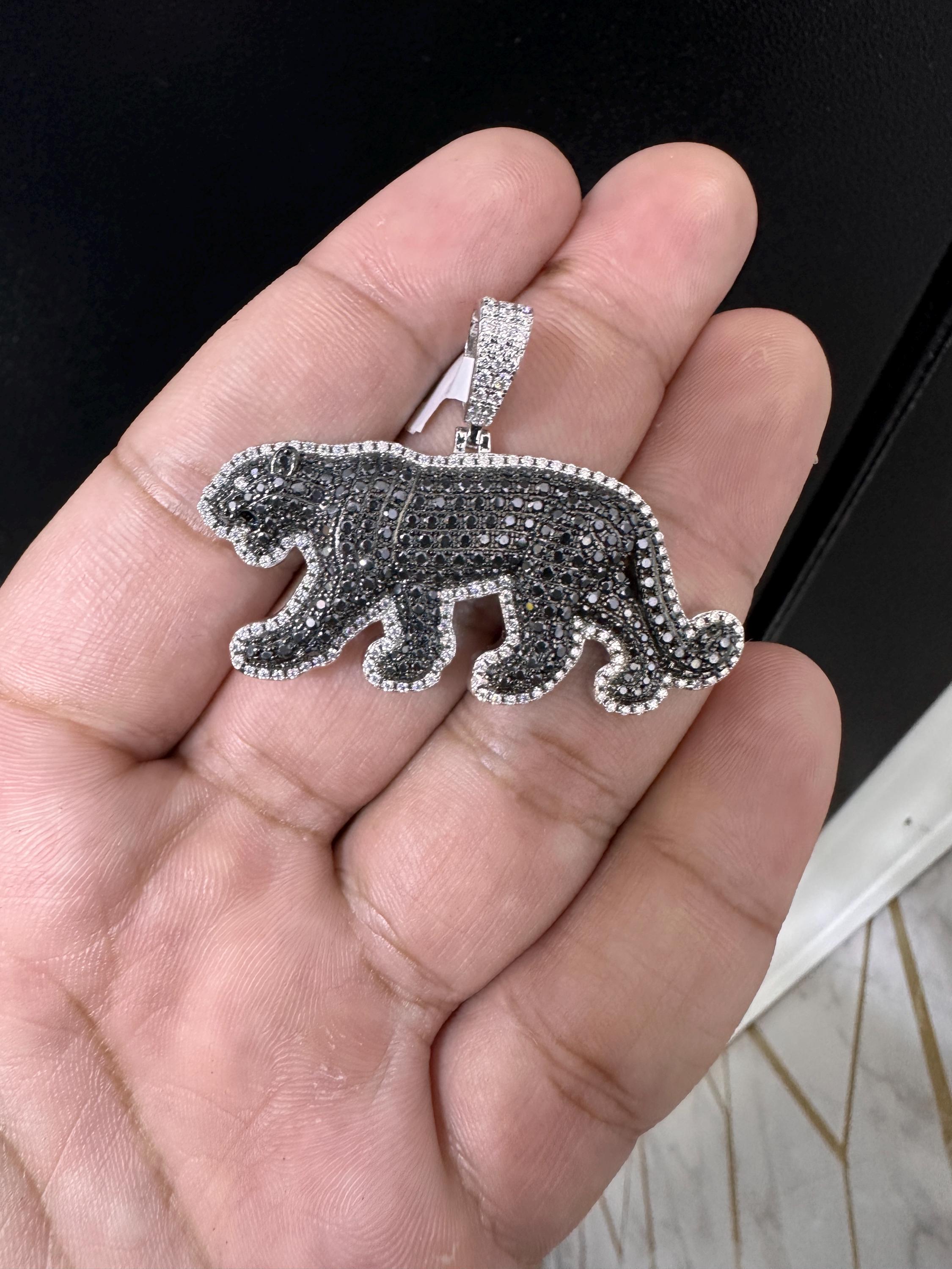 Moissanite Pendant 014