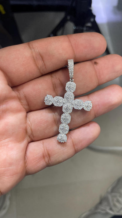Moissanite Pendant 094