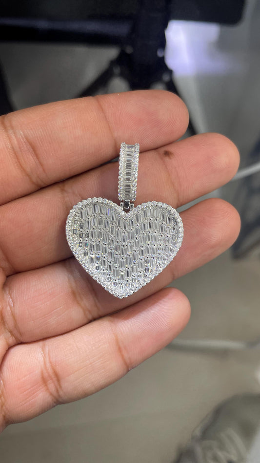Moissanite Pendant 09