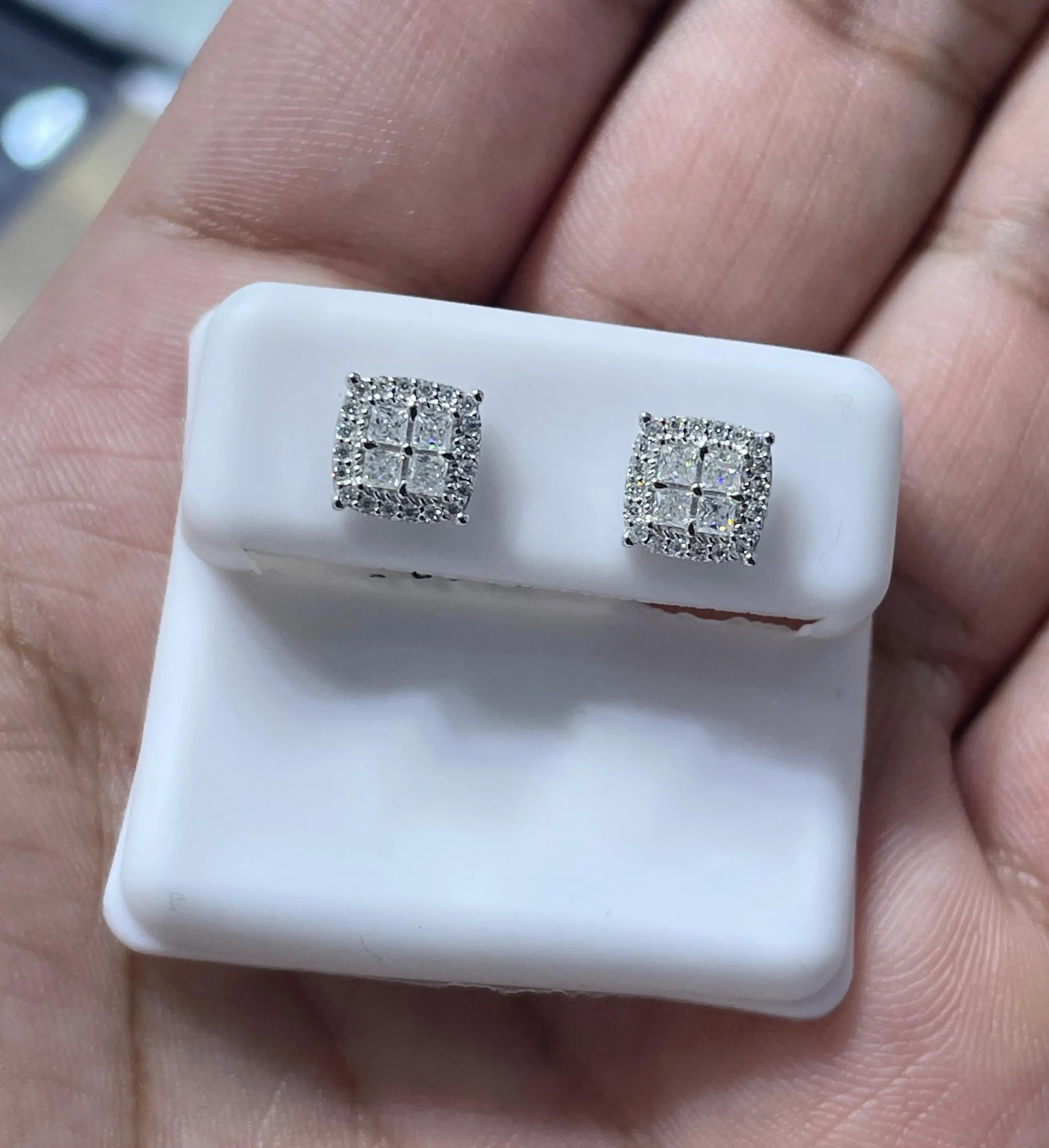 Moissanite Earrings 046