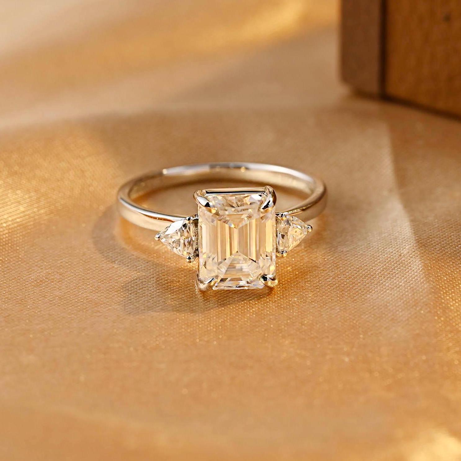 Three Stone Emerald Cut Moissanite Engagement Ring, Solid Gold Emerald Cut Moissanite Wedding Ring, Anniversary Ring, Moissanite Gifts