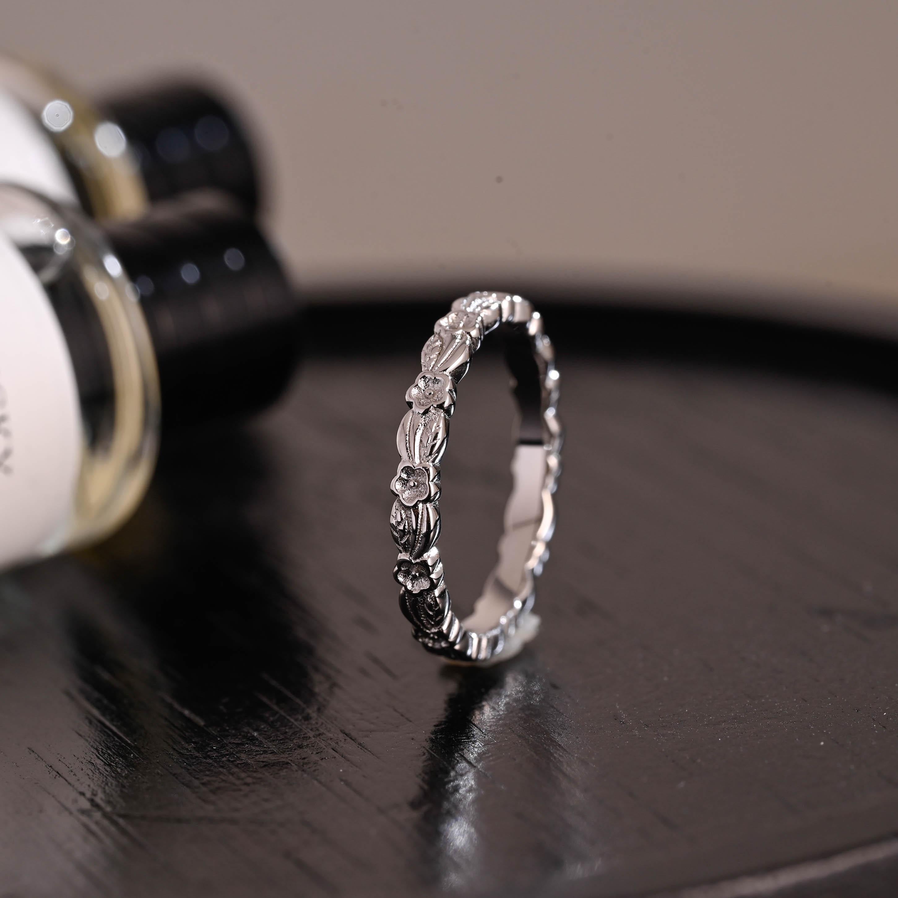 Solid Gold Floral Wedding Band, Nature Inspired Anniversary Ring