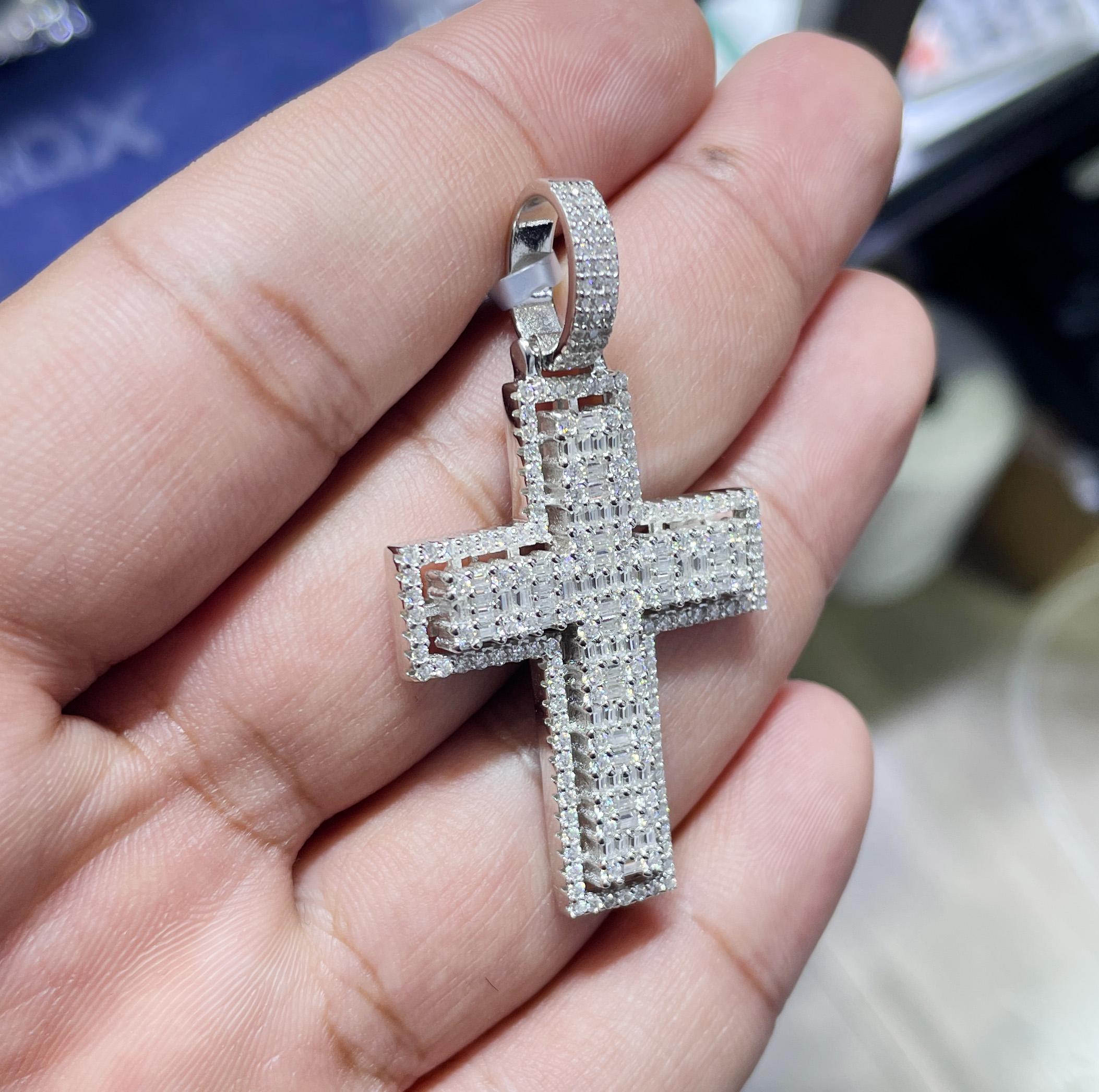 Moissanite Pendant 072