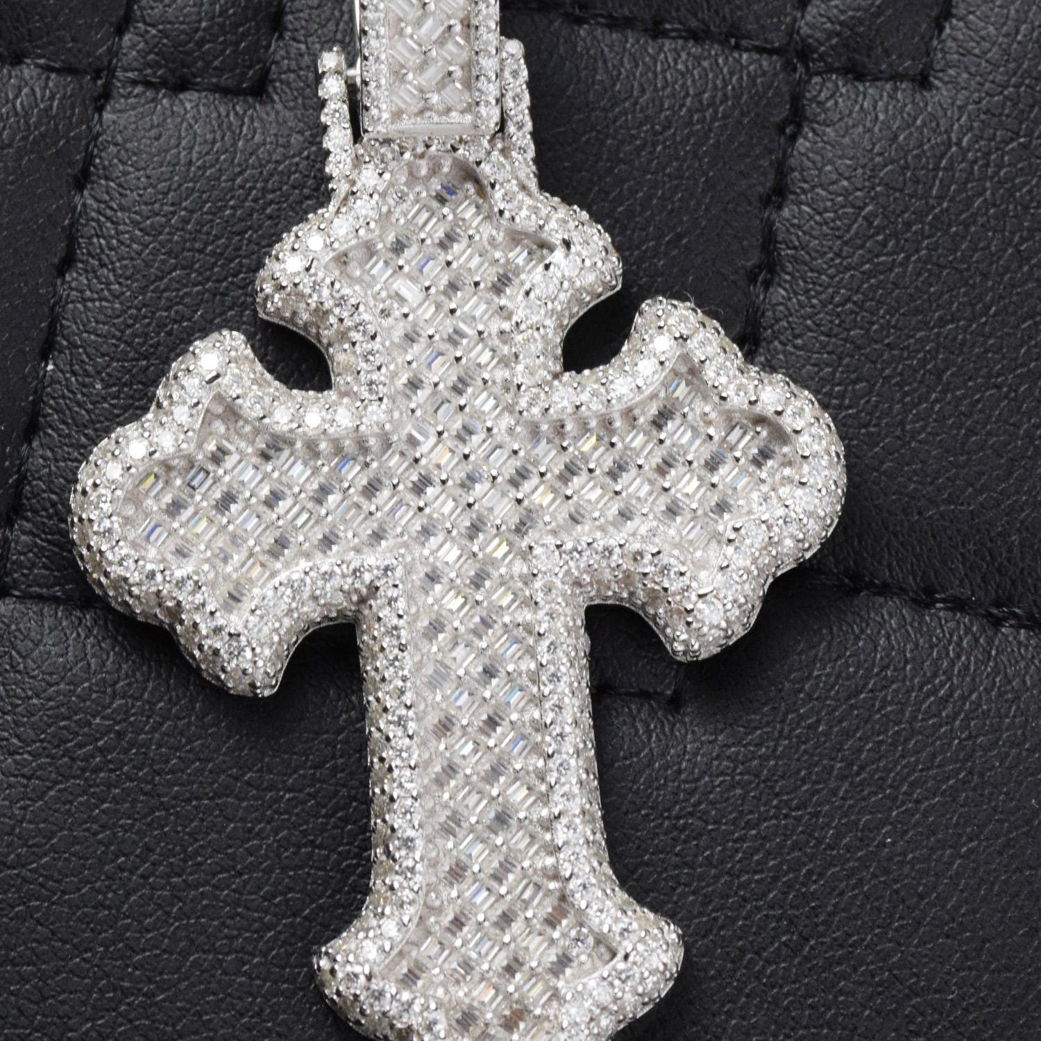 Moissanite Pendant 078