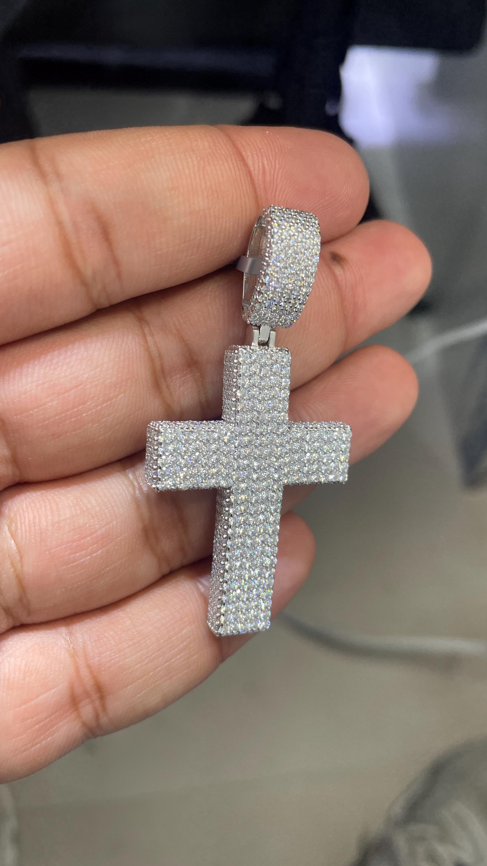 Moissanite Pendant 06