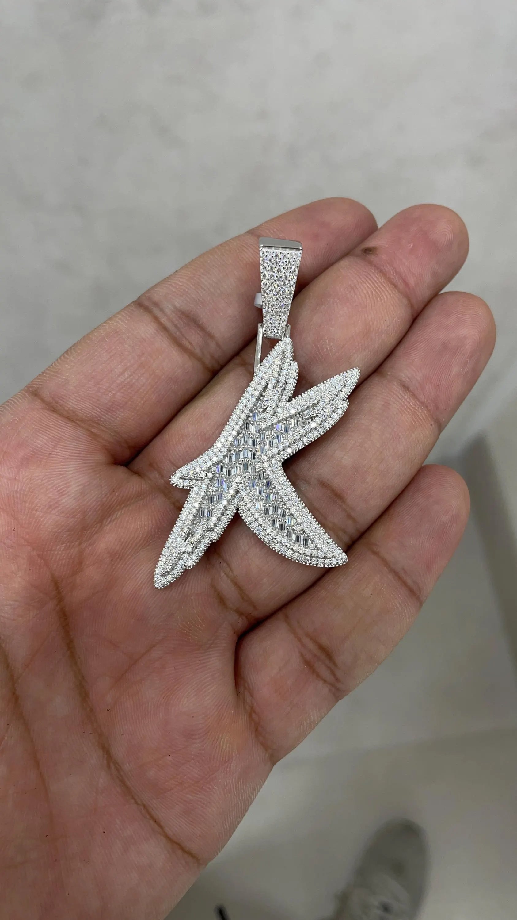 Moissanite Pendant 059