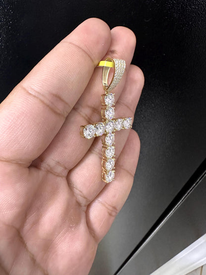 Moissanite Pendant 03