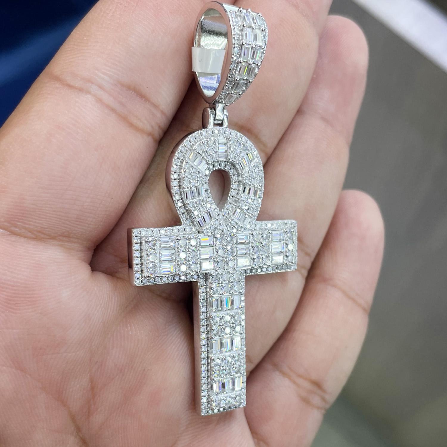 Moissanite Pendant 081