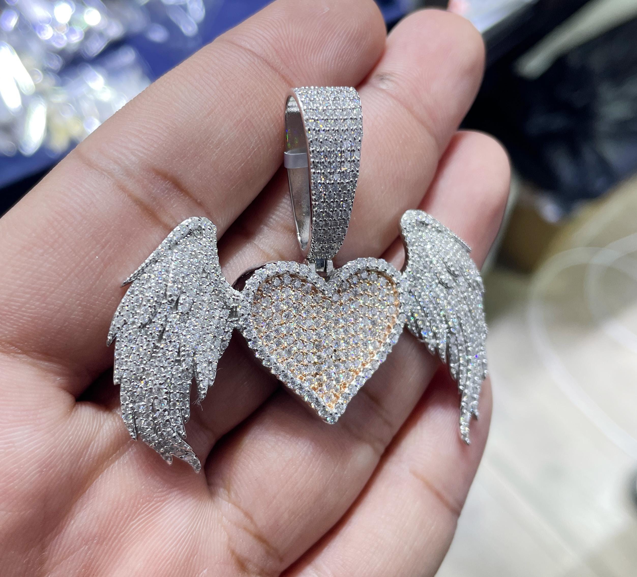 Moissanite Pendant 070