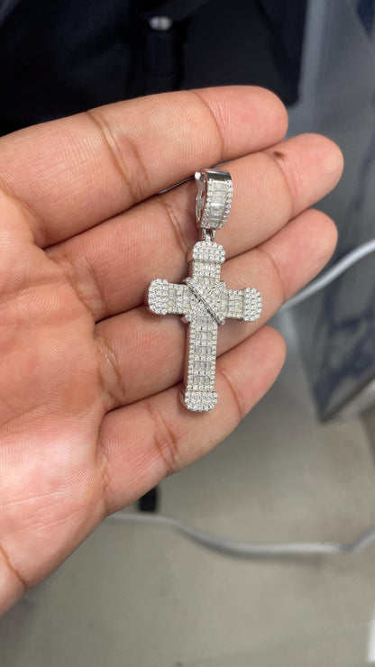 Moissanite Pendant 075