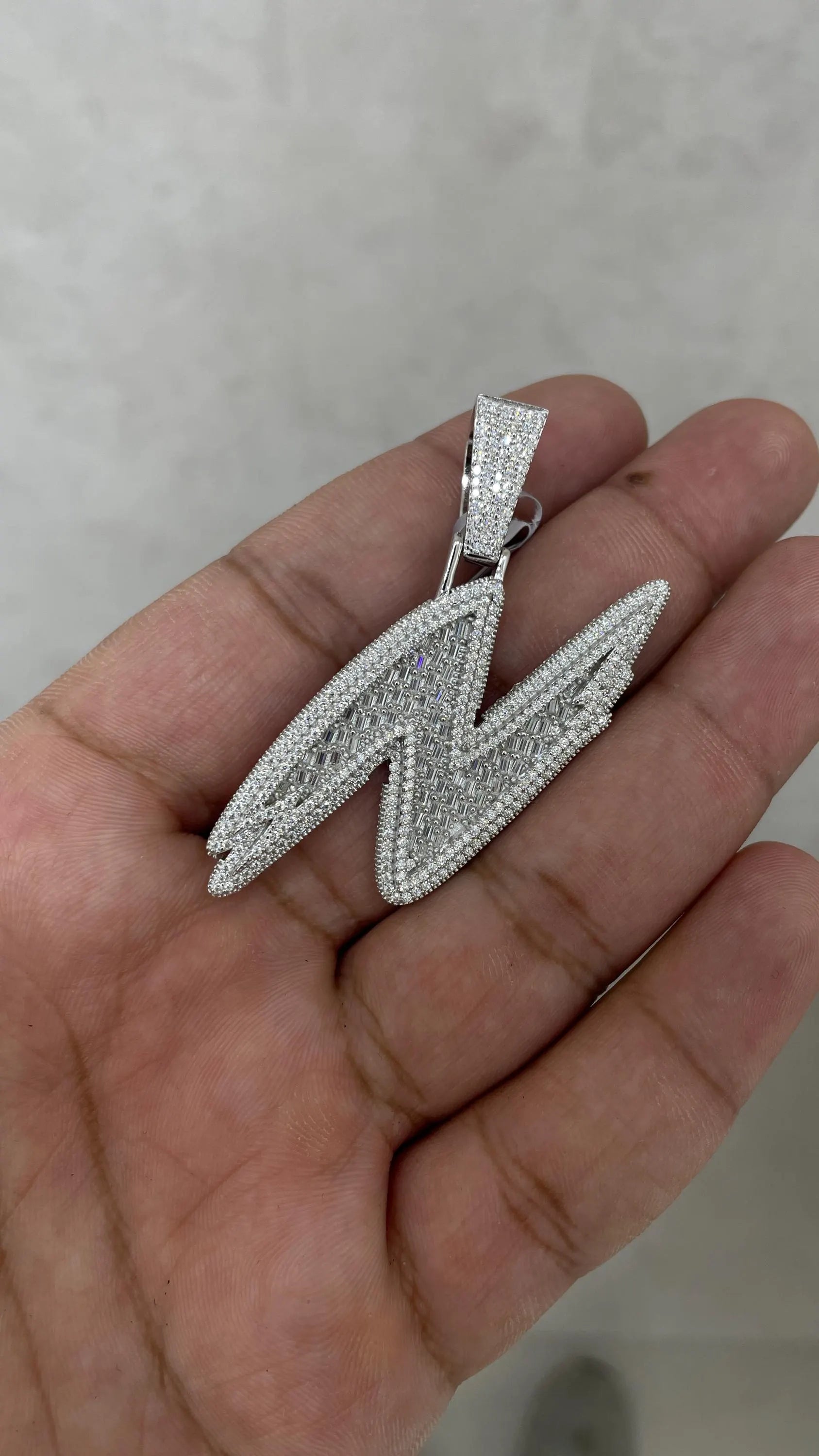 Moissanite Pendant 062
