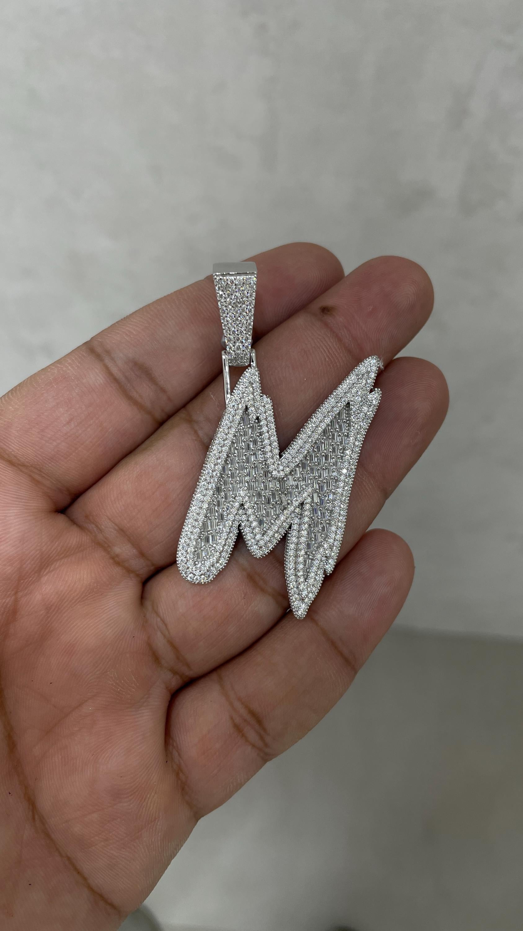 Moissanite Pendant 061