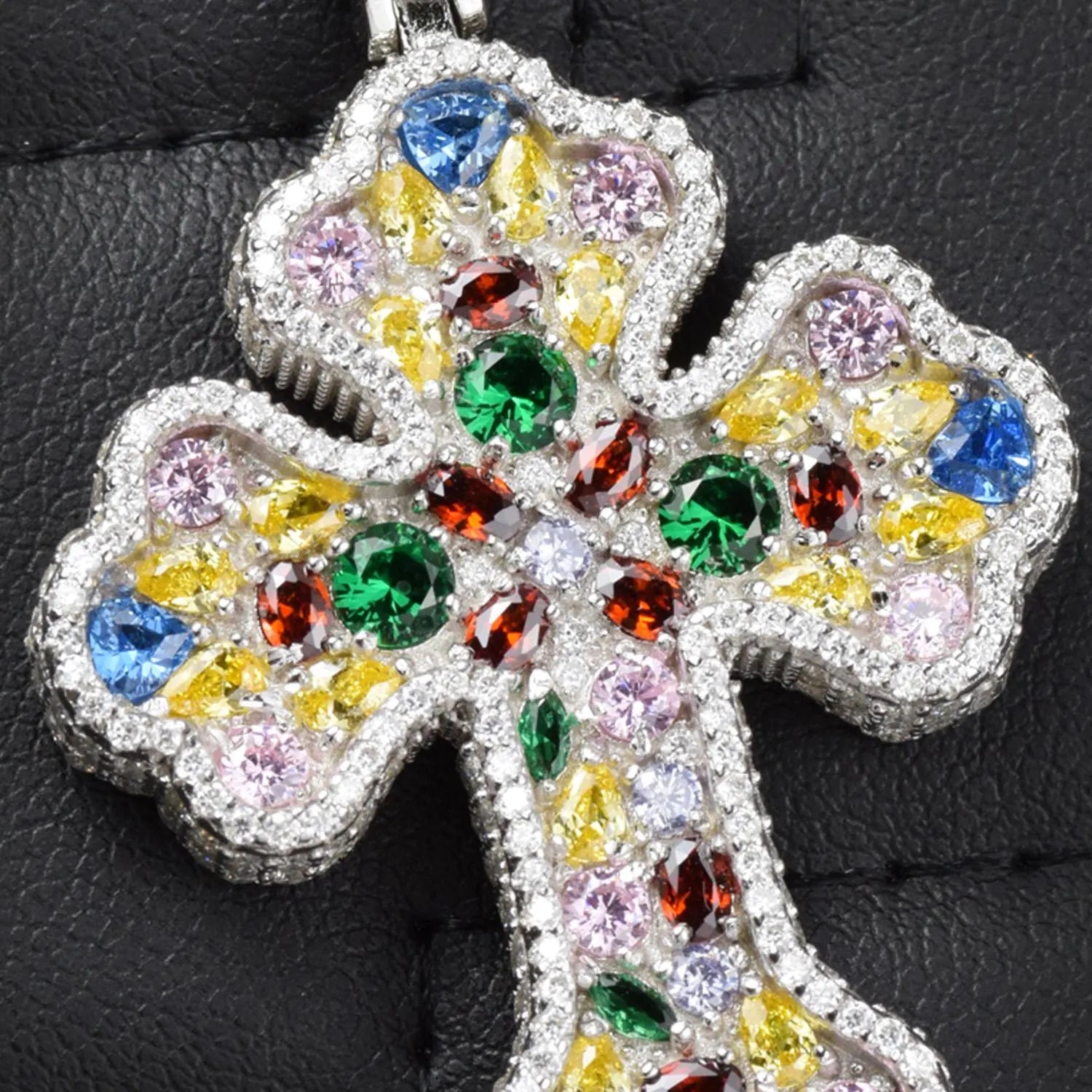 Moissanite Pendant 090