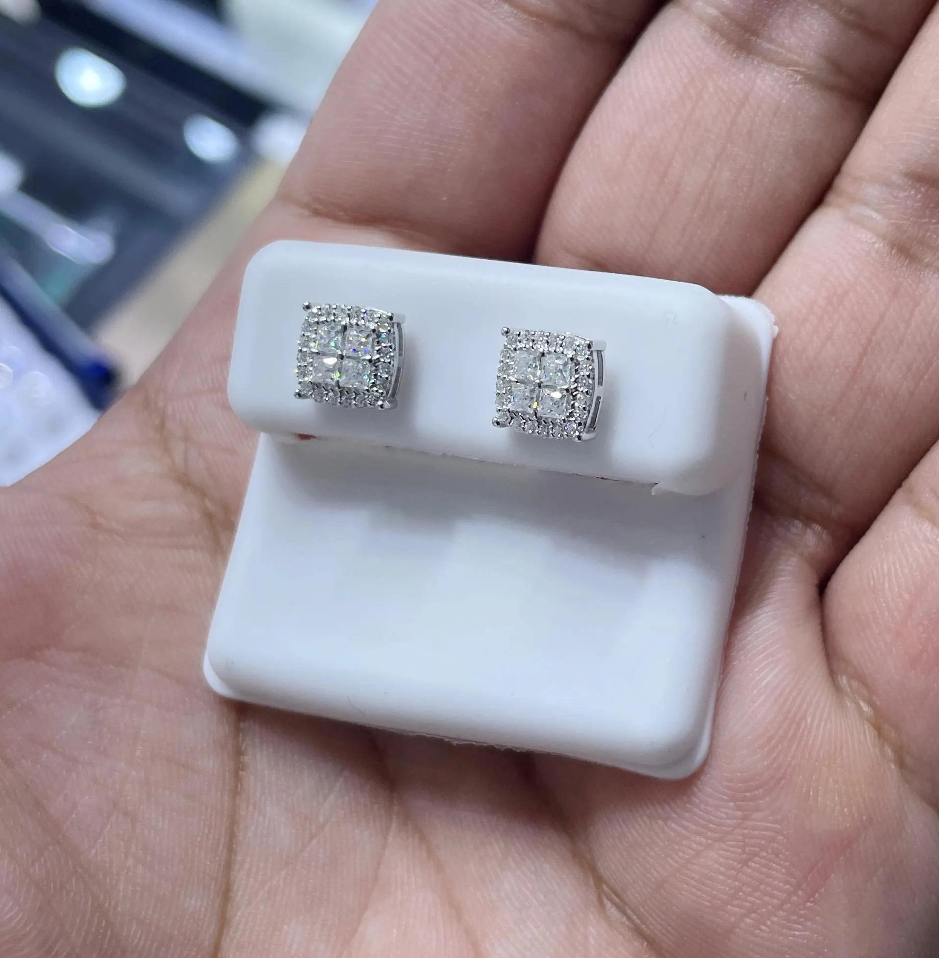 Moissanite Earrings 046