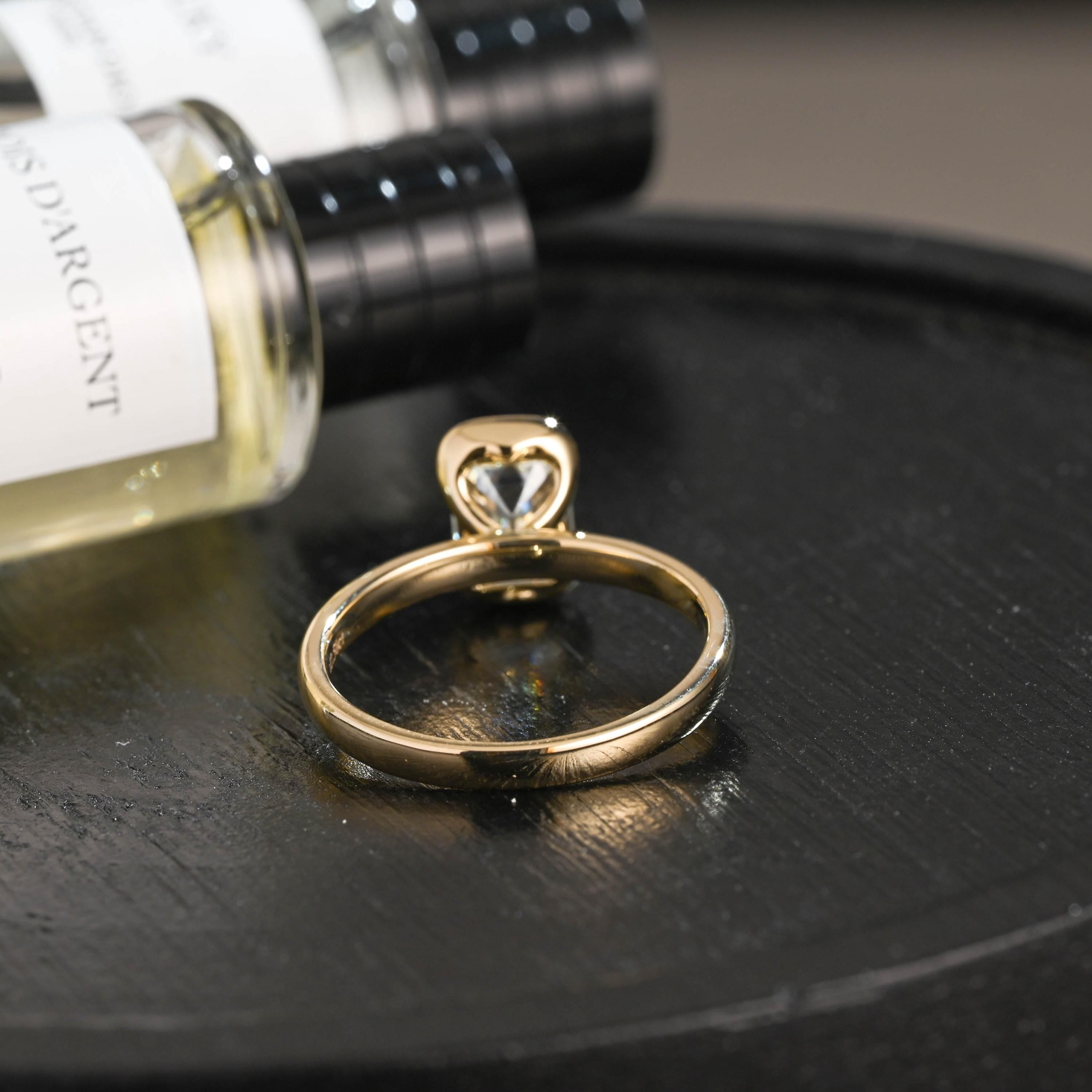 Solid Gold Emerald Cut Moissanite Engagement Ring, Proposal Ring, Promise Ring, Wedding Ring, Anniversary Gift Birthday Gift for Women Wife