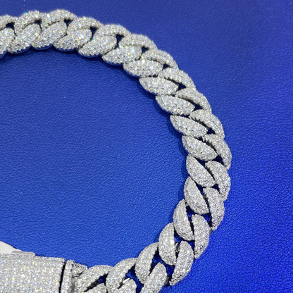 VVS Moissanite Cuban Link Bracelet 9.30 Carats VVS D Color Moissanite Iced Out Bracelet For Men Women Passes diamond tester
