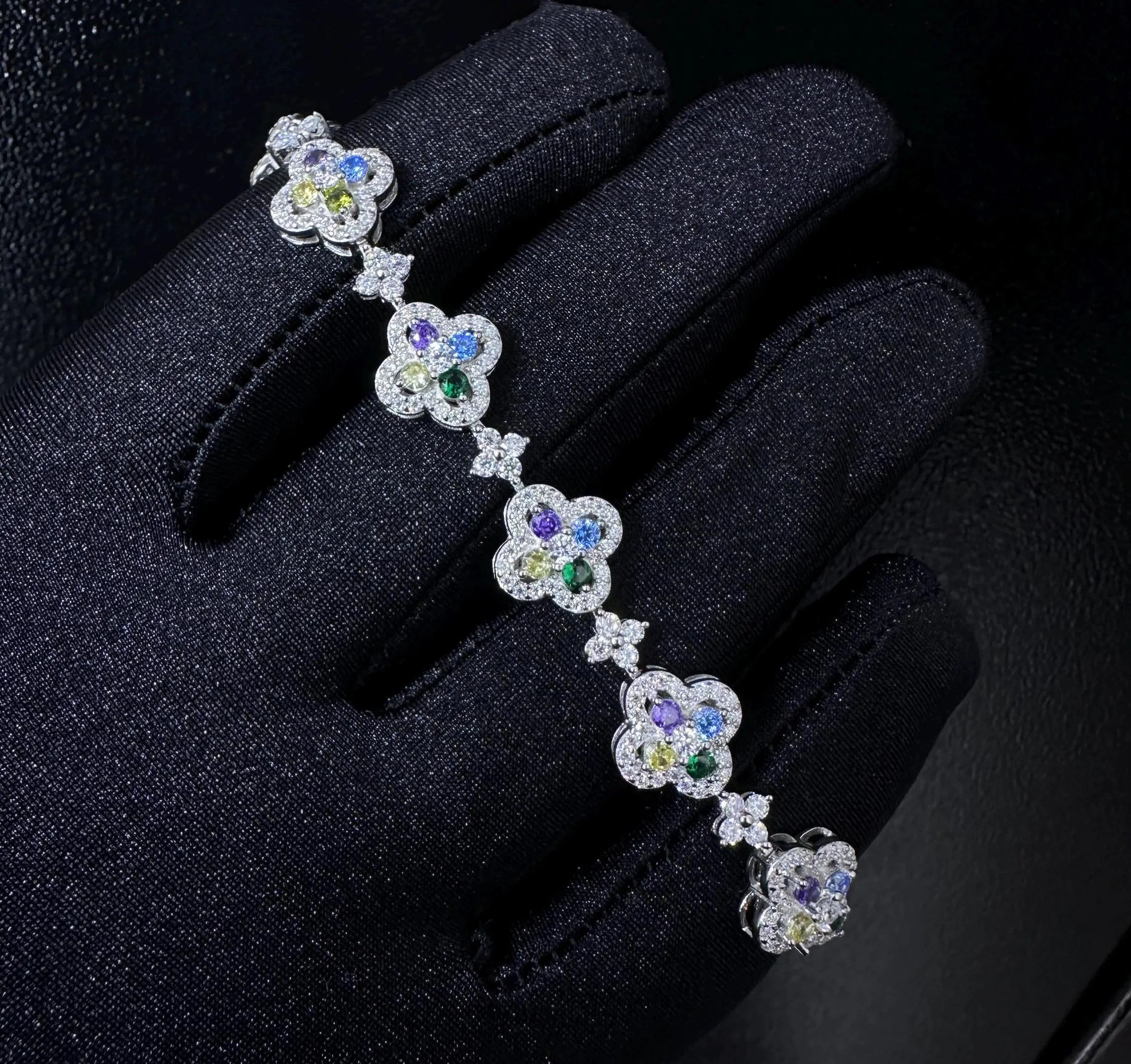 Moissanite Clover Bracelet: Multi-Color Diamond, S925 Sterling Silver, 5.83CTW
