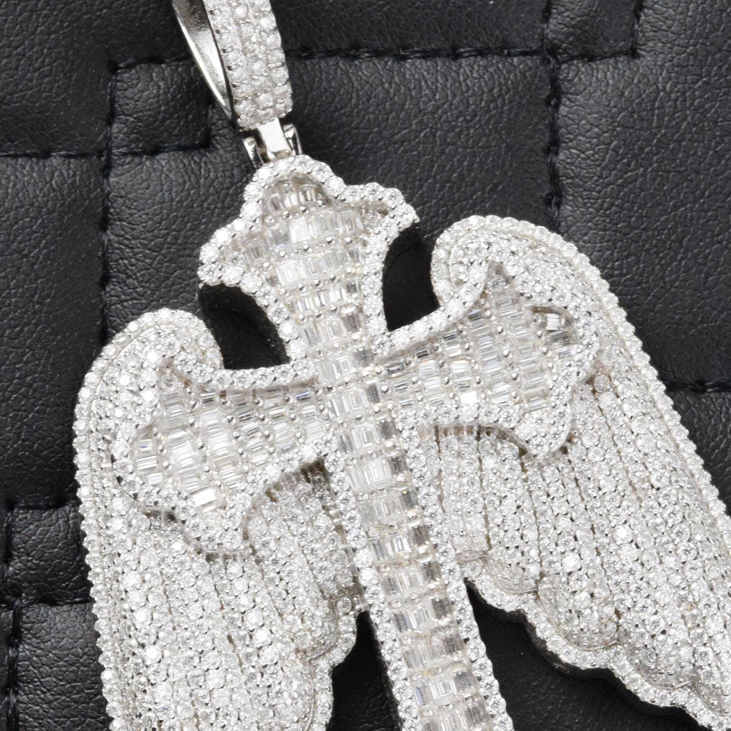 Moissanite Pendant 069