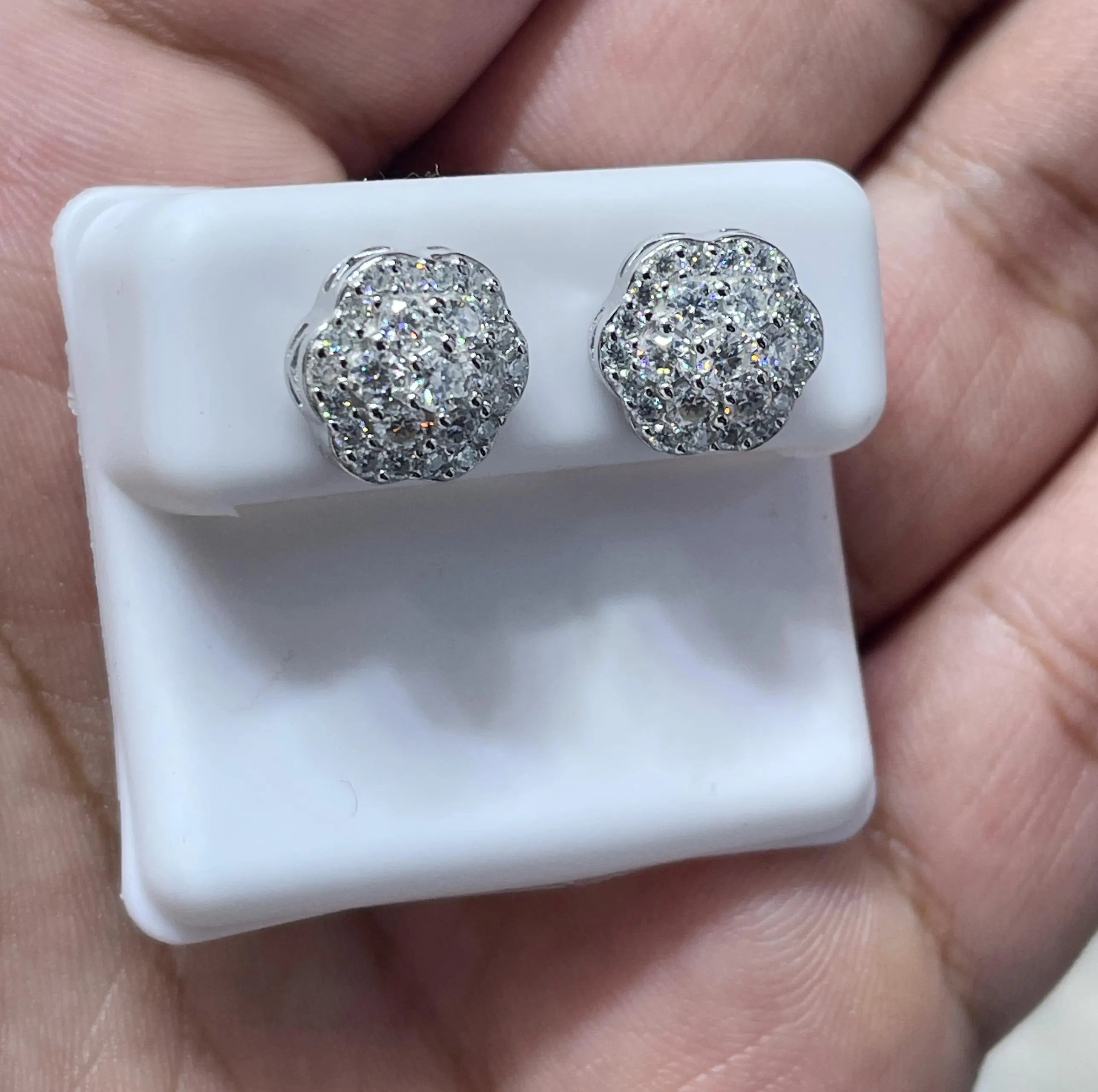 Moissanite Earrings 011