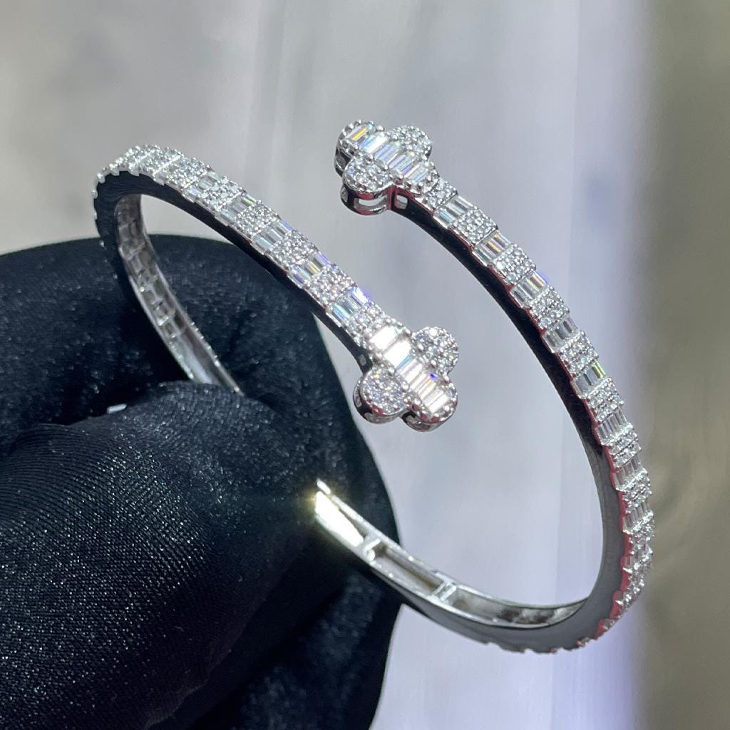 Moissanite Four Leaf Clover Bangle: Sterling Silver Cuff Bracelet (4.20ctw)