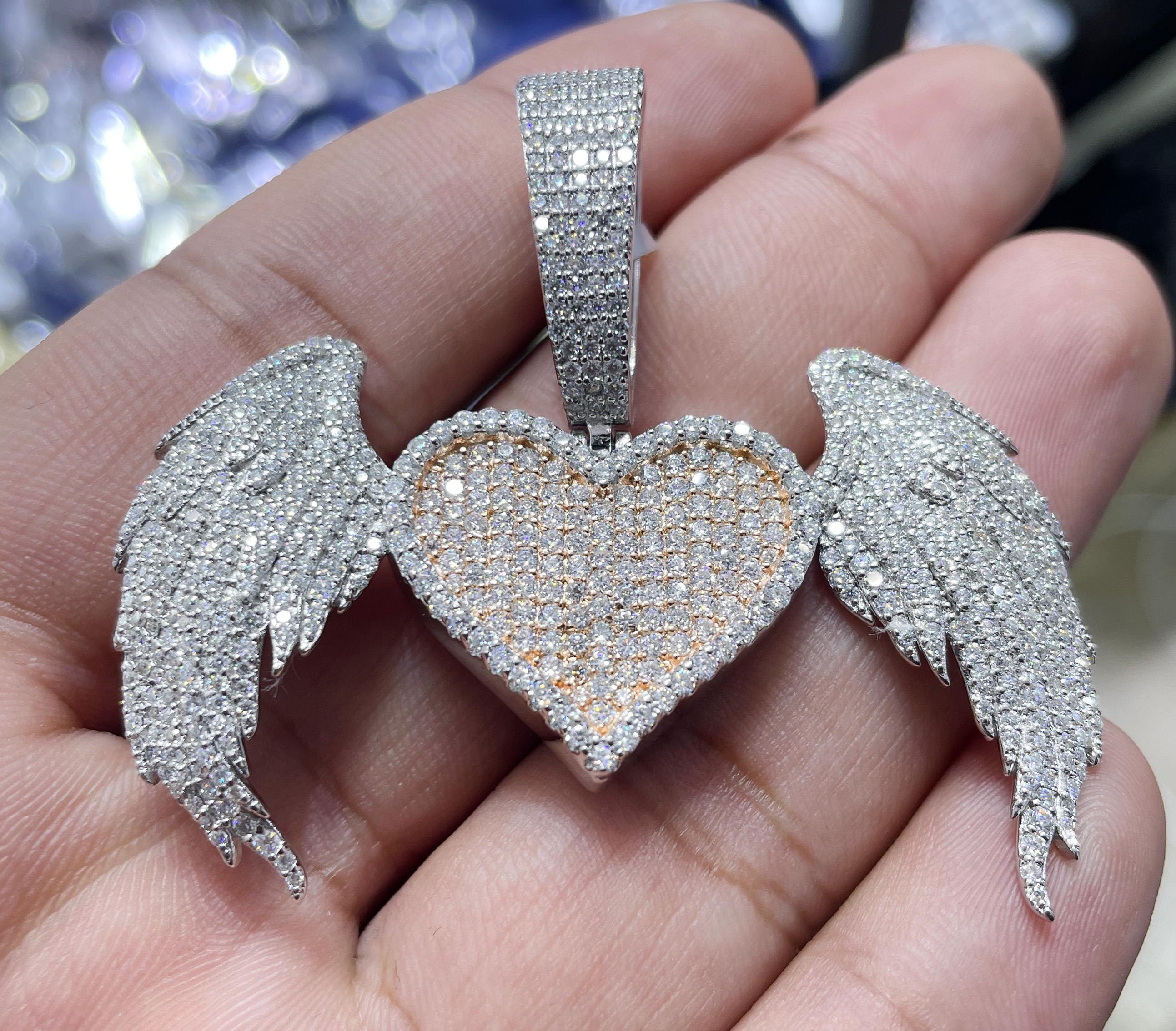 Moissanite Pendant 070