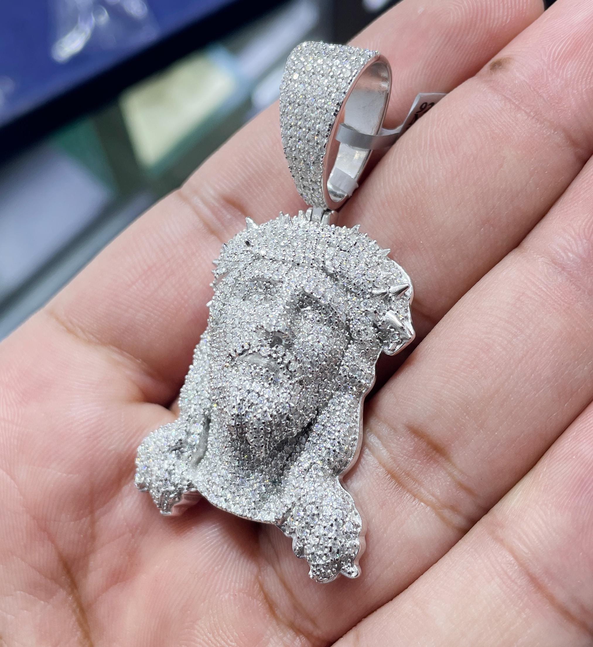 Moissanite Pendant 02