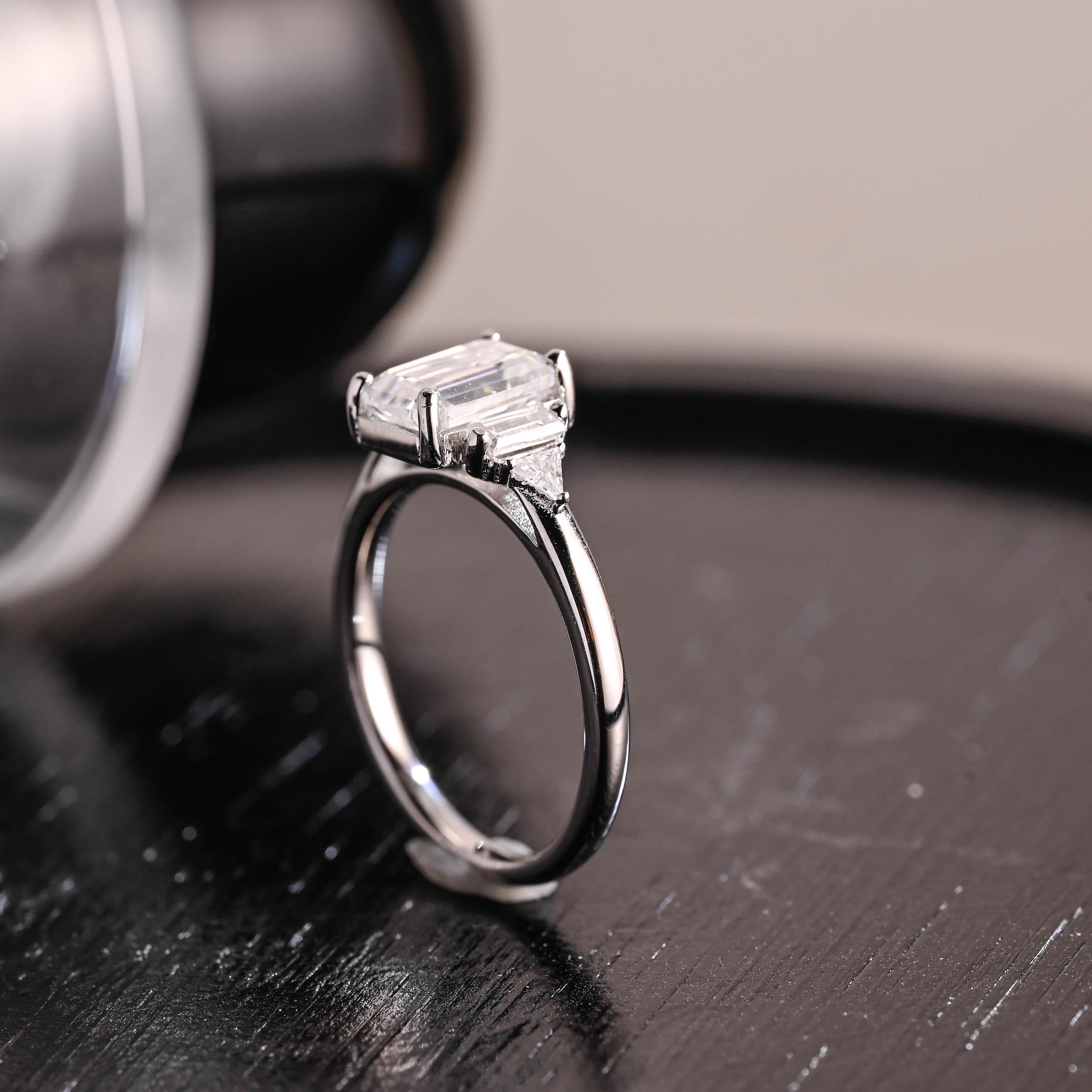 Three Stone Emerald Cut Moissanite Engagement Ring, Solid Gold Emerald Cut Moissanite Wedding Ring, Anniversary Ring, Moissanite Gifts