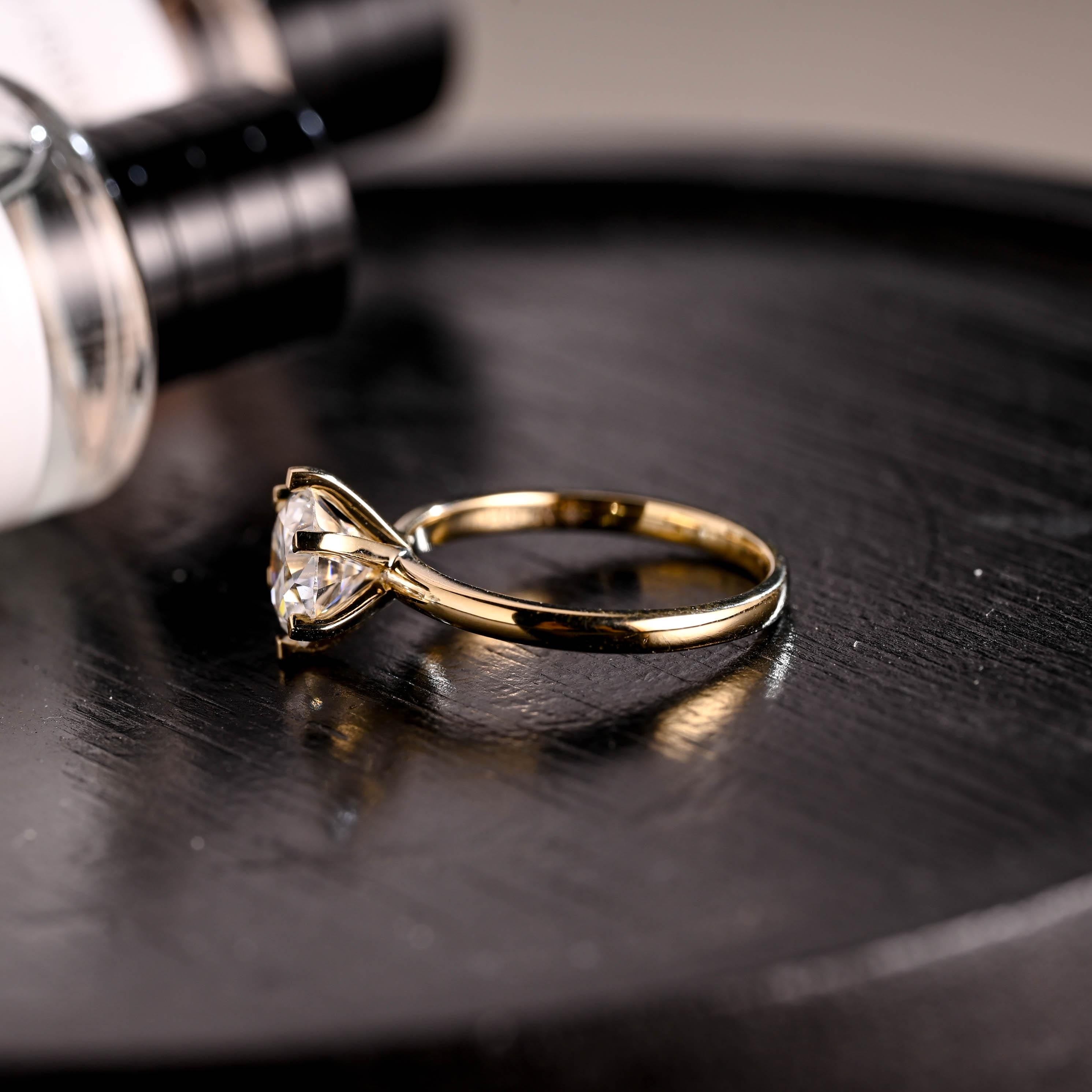 Solid Gold Round Moissanite Engagement Ring, Solitaire Round Cut Moissanite Anniversary Ring for Wife