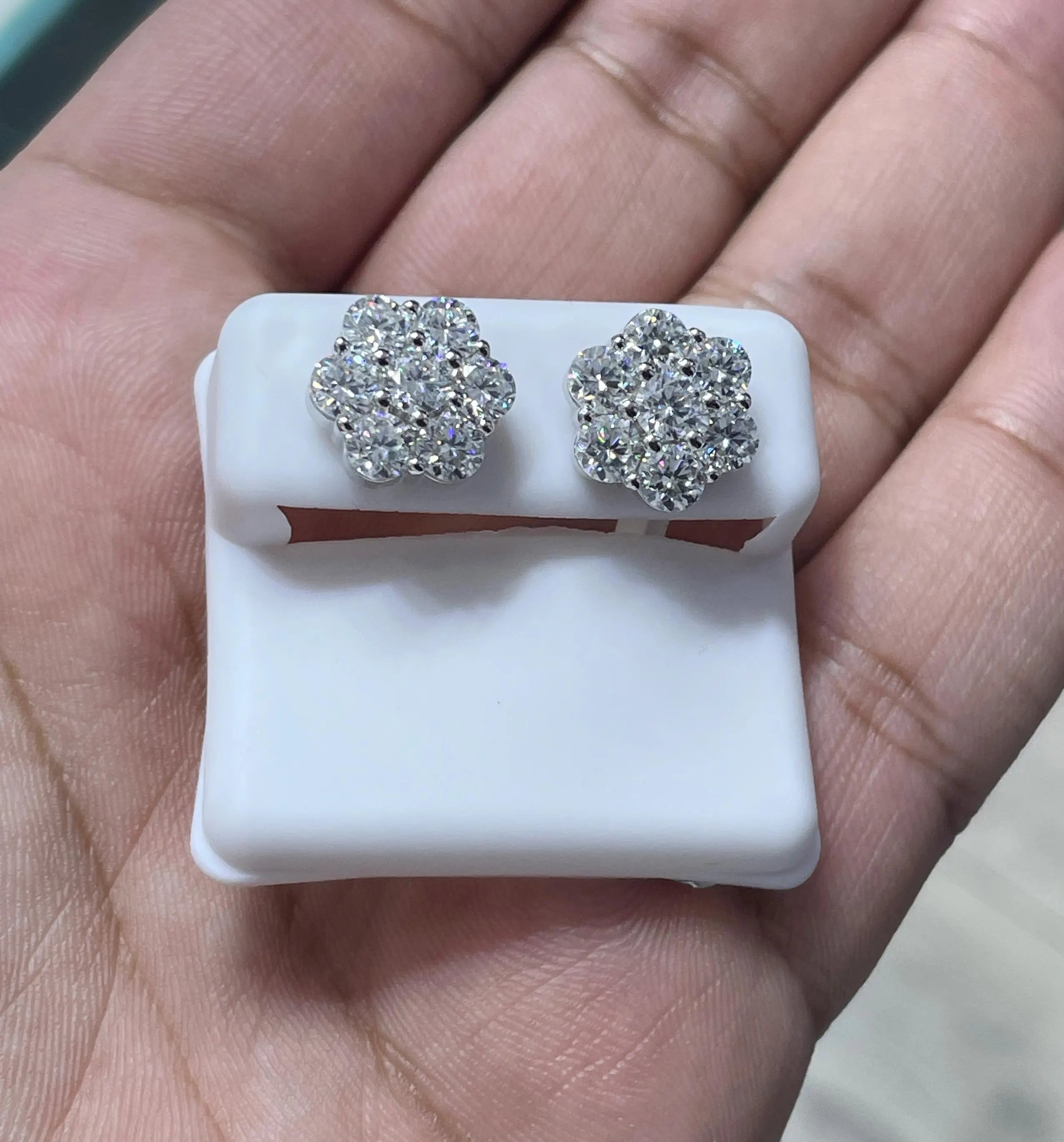 Moissanite Earrings 042