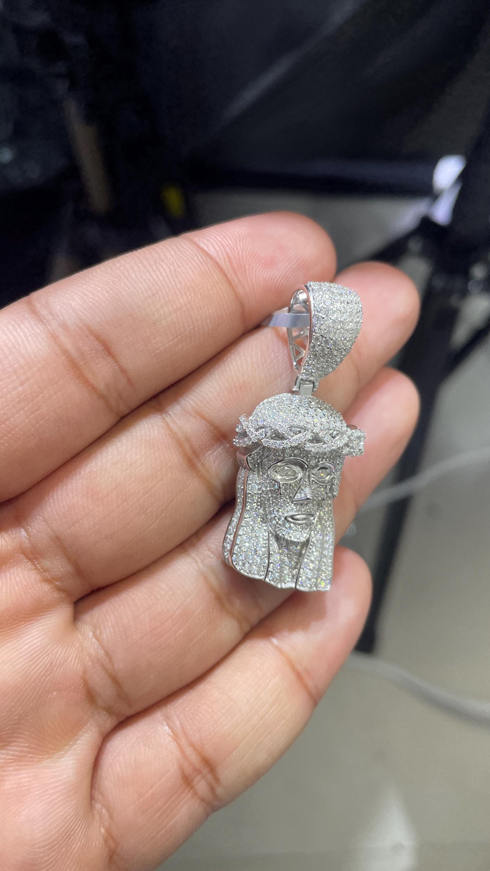 Moissanite Pendant 088