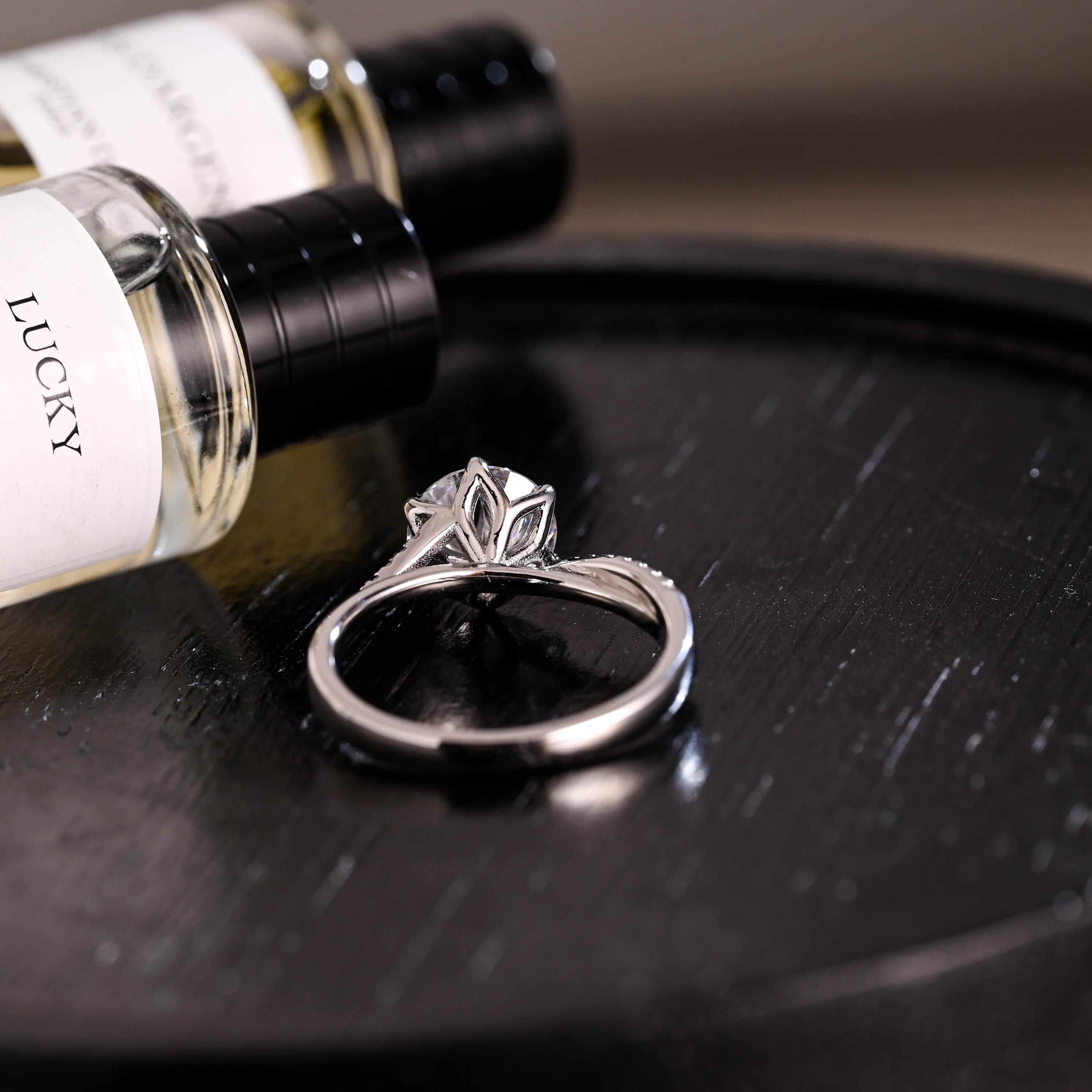 Tulip Set Solid Gold Round Cut Moissanite Engagement Ring, Proposal Ring, Anniversary Gift for Women Wife